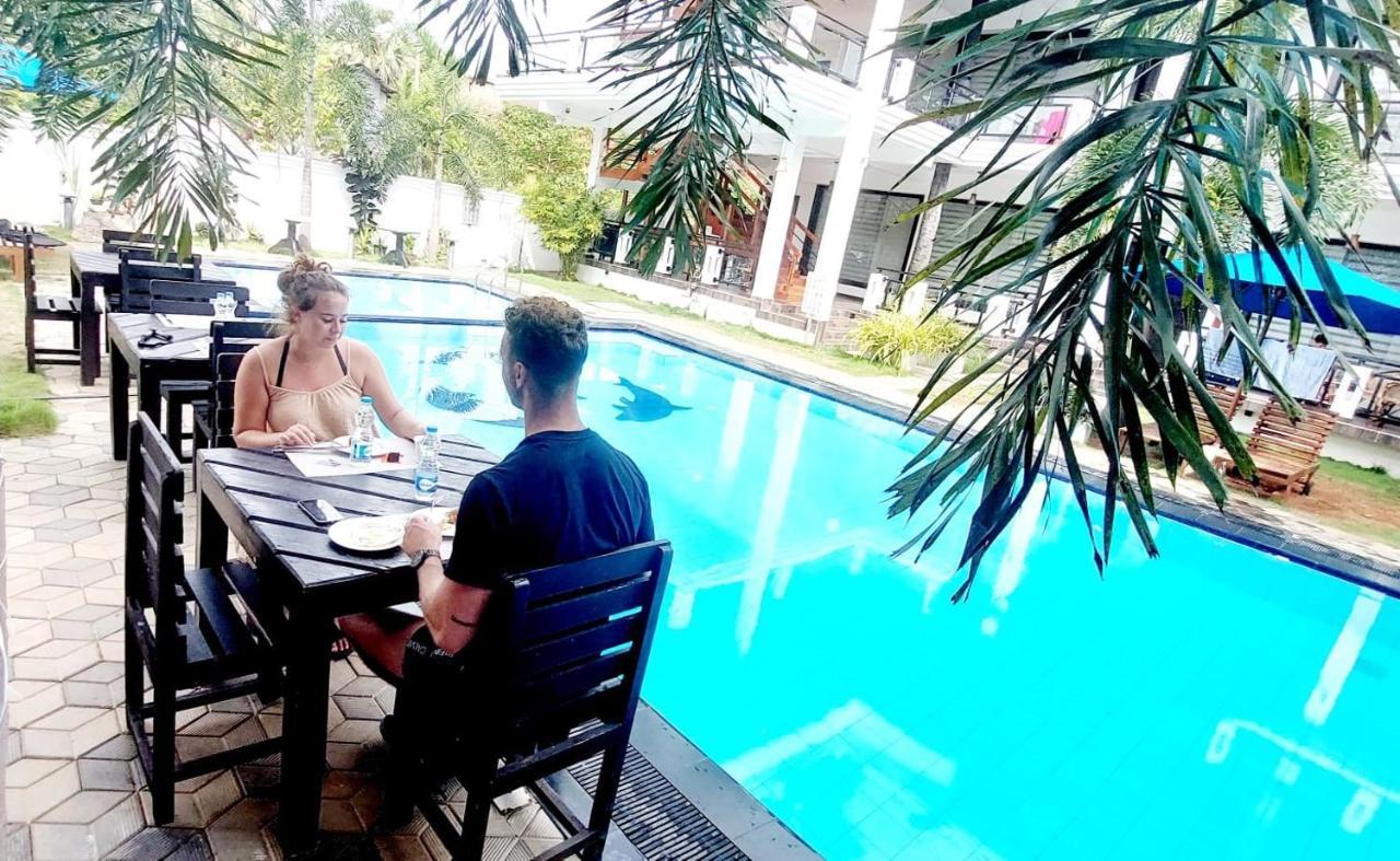 J7 Villaj Resort Trincomalee Exterior foto