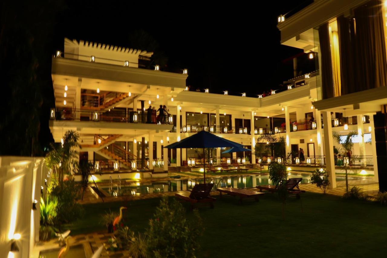 J7 Villaj Resort Trincomalee Exterior foto